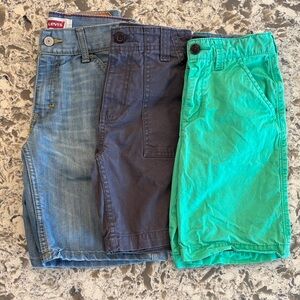 Levi’s Kids Denim shorts, Wonder Nation Gray, and Oshkosh Green Shorts- set of 3